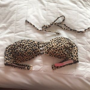 Victoria’s Secret strapless bikini